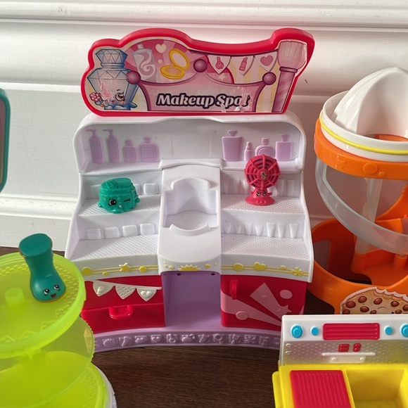 Shopkins toy lot - Picture 3 of 7